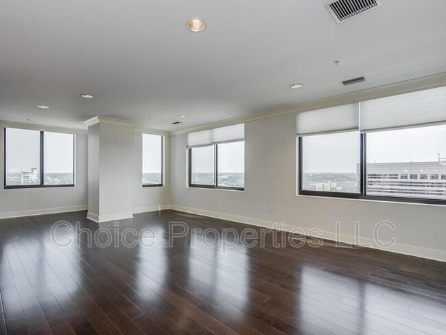 Building Photo - 222 S Caldwell St