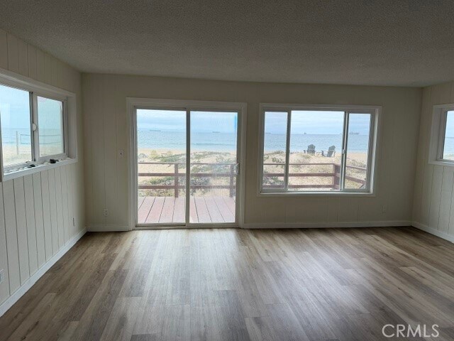 Foto del edificio - 108 Surfside Ave.