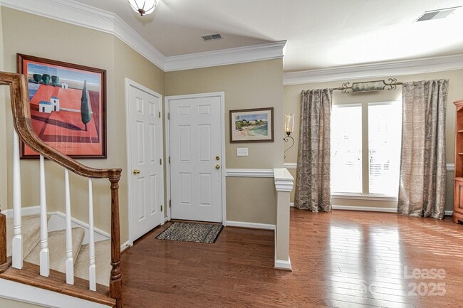 Building Photo - 9625 Sunset Grove Dr