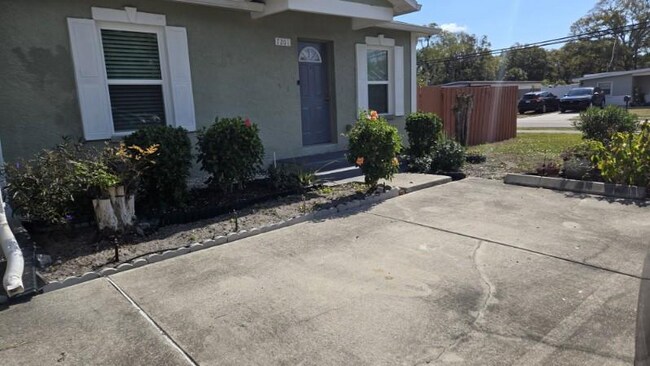 Foto del edificio - 7201 63rd St N