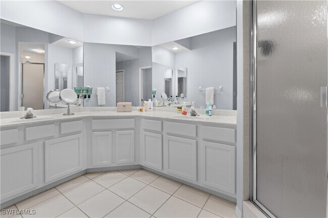 Building Photo - 14967 Rivers Edge Ct