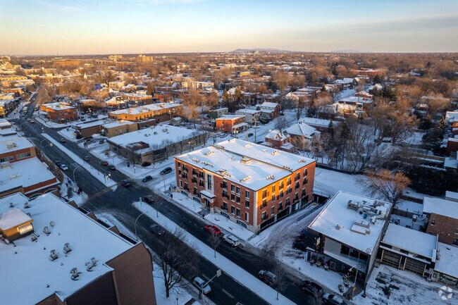Photo aérienne - 450-460 Rue Saint-Charles O