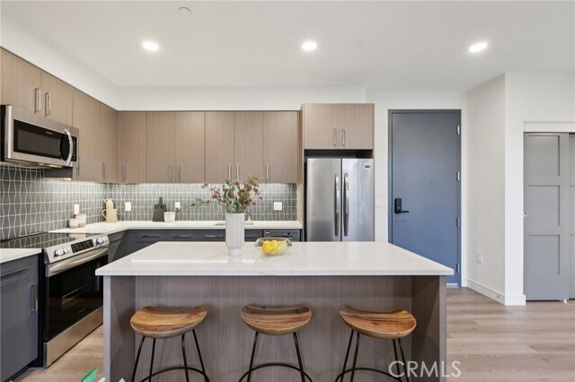 Foto del edificio - 5717 Carlton Way