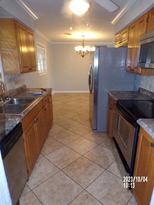 Foto del edificio - 501 NW 61st St