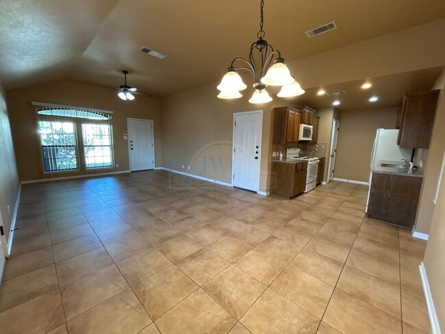 Building Photo - 5508 Aquarius Dr