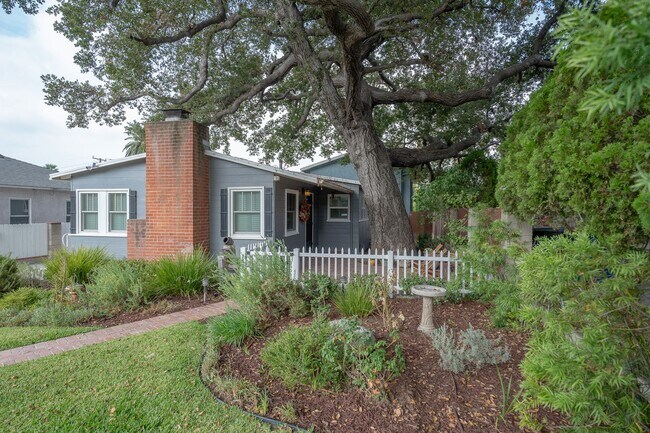 Foto del edificio - Peaceful Cottage Home w/ 3B2B