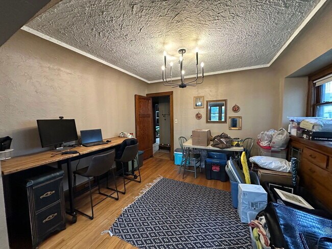 Foto del edificio - 3270 S Springfield Ave