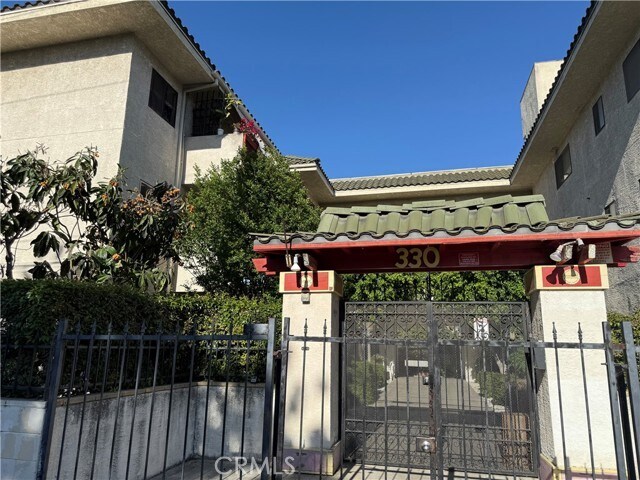Foto principal - 330 N Rural Dr