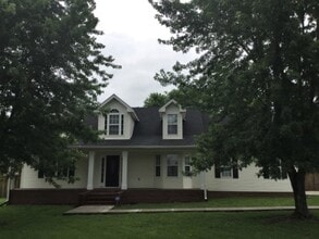 Building Photo - 202 Harvest Ct