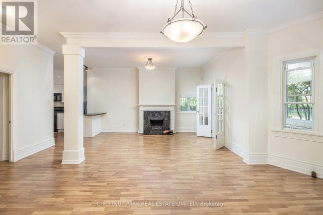 Building Photo - 43 Elm Ave