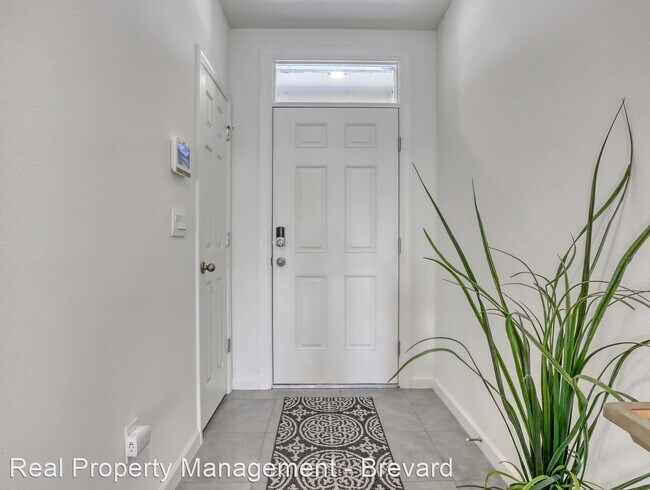 Foto del edificio - 4 br, 2 bath House - 7418 Tourmaline Drive