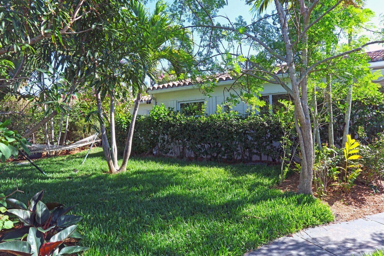 224 Mediterranean Rd, Palm Beach, FL 33480 House Rental in Palm Beach