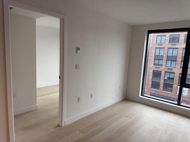 Foto del edificio - 144-49 Northern Blvd