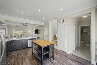Building Photo - 10540 Blanca Peak Ave