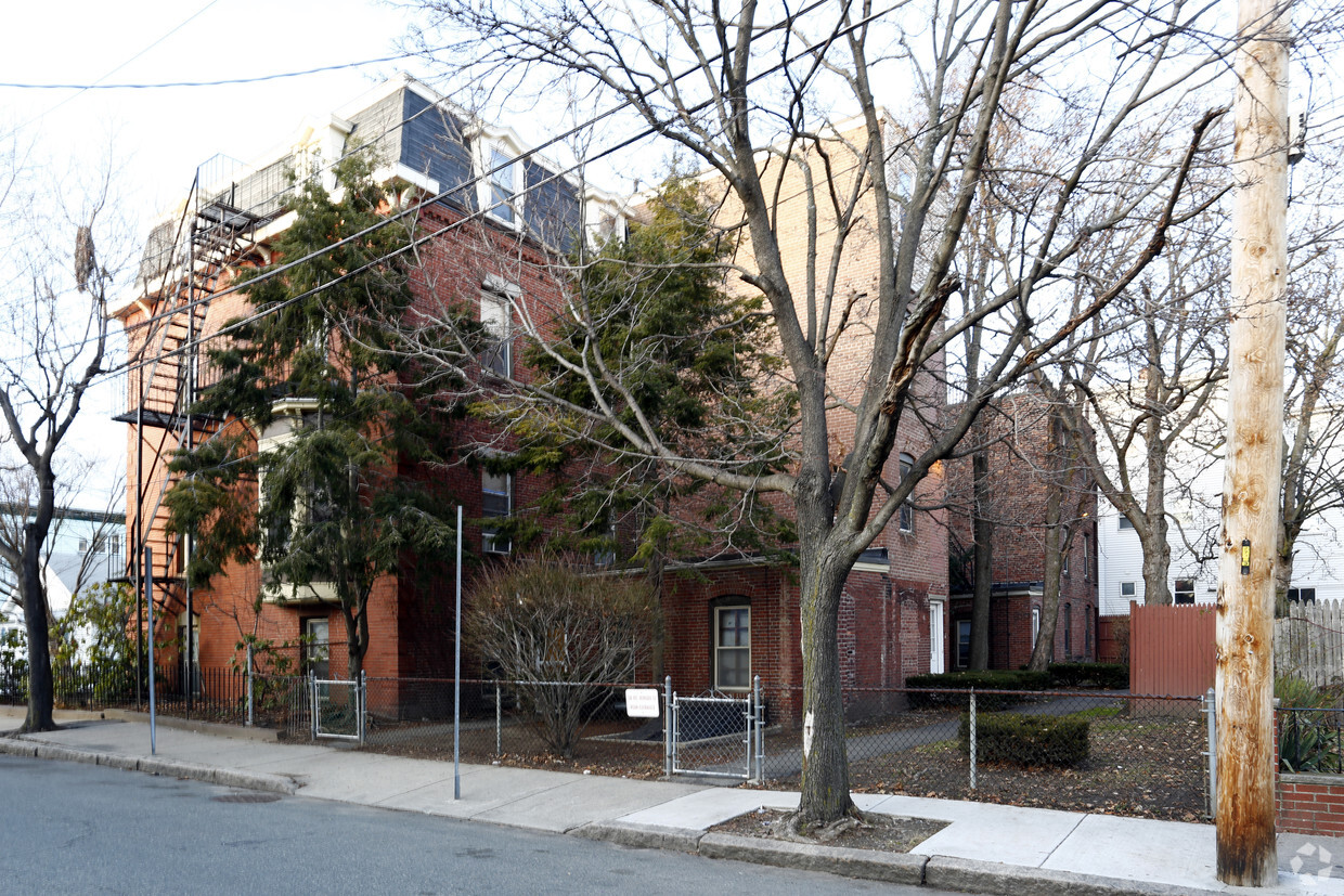 Building Photo - Mount Vernon Street Apartments