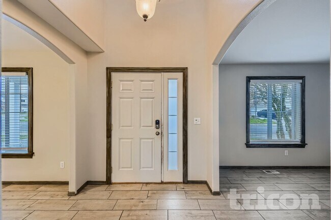 Building Photo - 20309 85th Ave Ct E