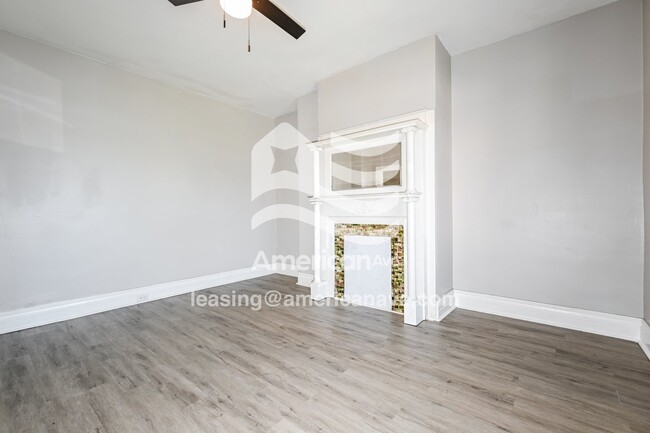 Building Photo - 306 Marlow St