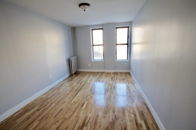 Building Photo - 1228 Grand Concourse
