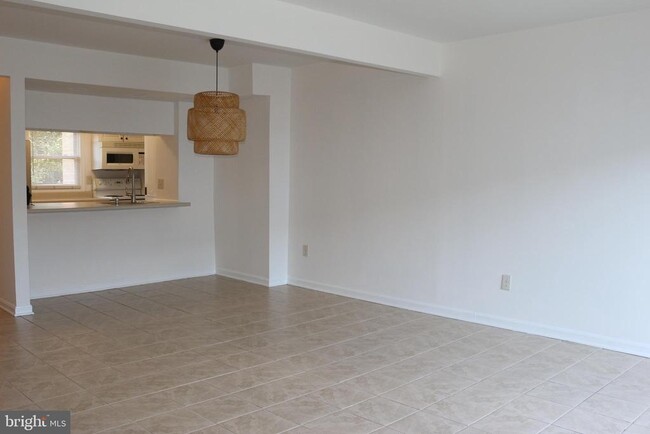 Building Photo - 14357 St Germain Dr