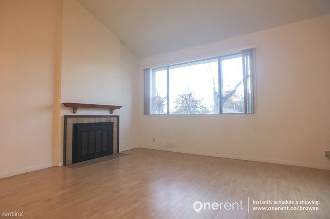 Foto del edificio - 125 Connemara Way