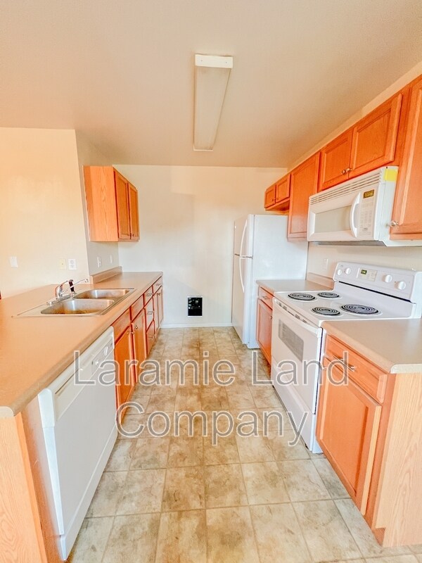 Foto del edificio - 1825 S 10th St
