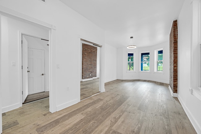 Foto del edificio - 3127 Sedgwick Ave