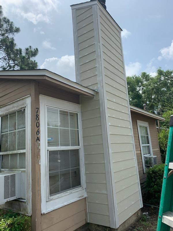 Building Photo - Coming 9/12! Spacious 2-Bedroom, 1-Bath Du...
