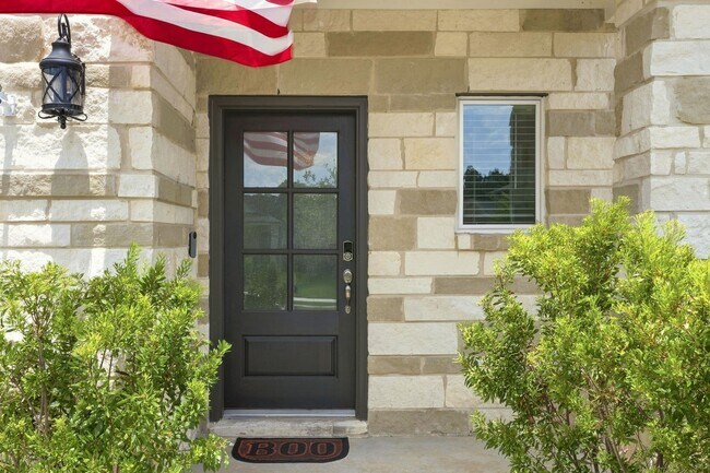 Foto del edificio - 1734 Cayden Oak Ln