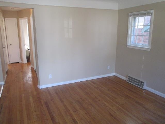 Foto del edificio - 14438 Rosemary St
