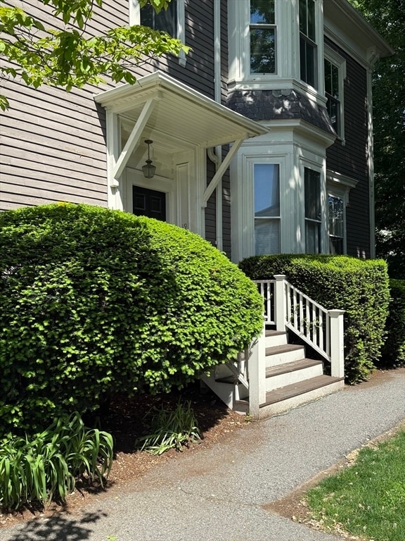 Primary Photo - 19 Harvard Ave