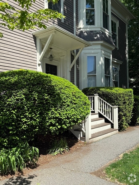 Building Photo - 19 Harvard Ave