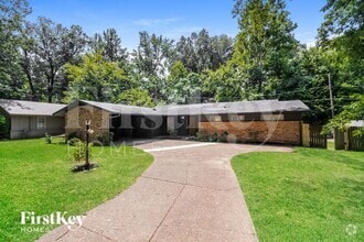 Building Photo - 3003 Dumbarton Rd