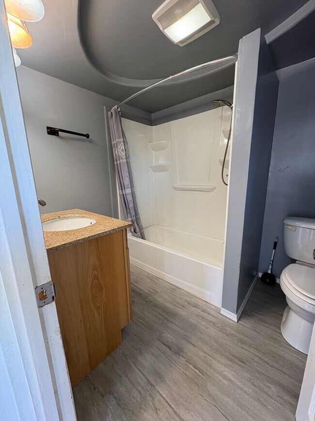 Foto del edificio - Cozy studio available now!