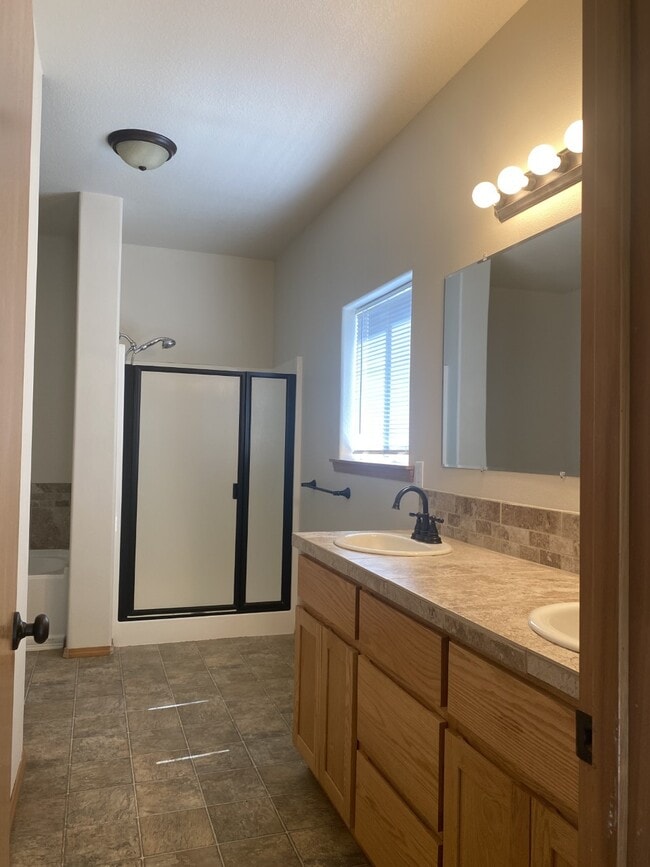 Building Photo - 5251 Kali St SE