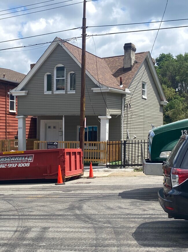 Building Photo - 2633 S 18th St