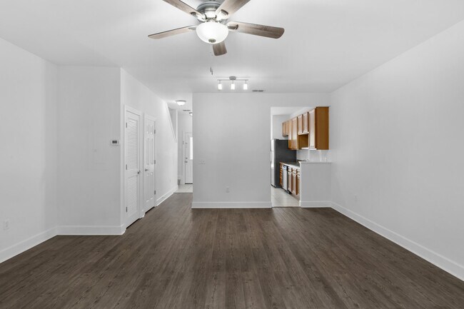 Foto del edificio - 15284-15331 US-331 BUS