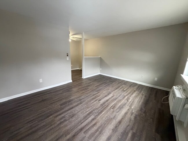 Building Photo - 201 Woodnell St