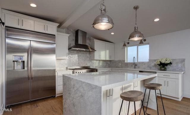 Building Photo - 3026 Hilltop Dr