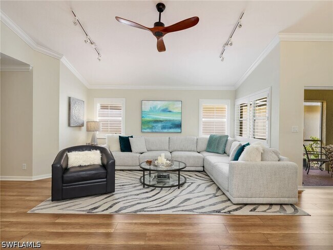 Foto del edificio - 20072 Serene Meadow Ln