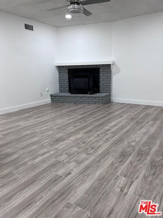 Foto del edificio - 44328 13th St E