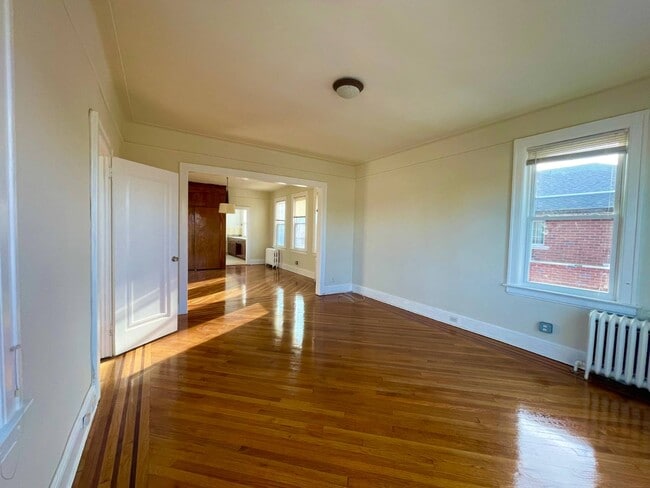 Foto del edificio - 215-34 36th Ave