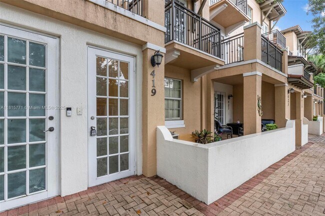 Foto del edificio - 419 SW 147th Ave