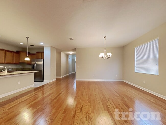 Foto del edificio - 13811 Newport Shores Dr