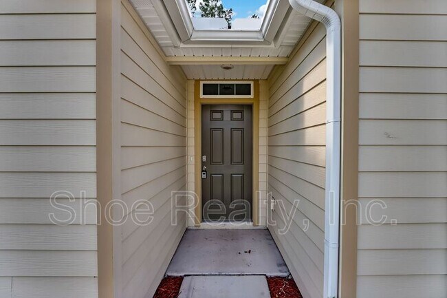 Building Photo - 3114 Lawton Pl