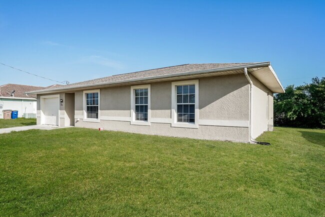 Building Photo - 2916 12th St SW