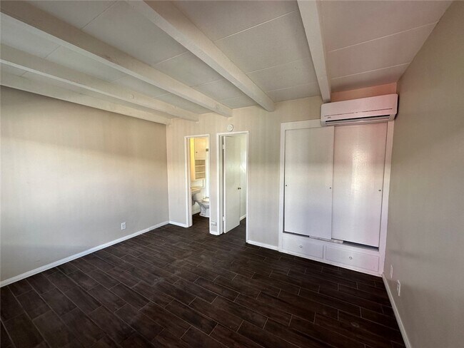 Foto del edificio - 1015 N Azusa Ave