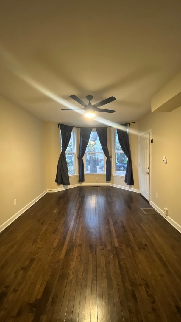 Foto del edificio - 1503 W Superior St