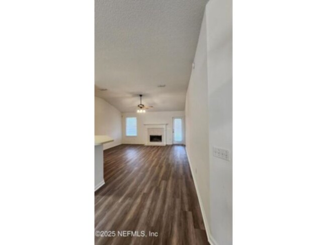 Foto del edificio - 4/2 in Westchase Manor