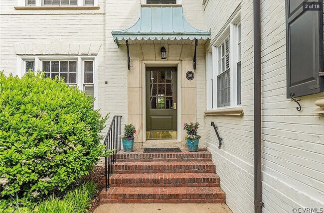 Foto del edificio - 36 E Lock Ln