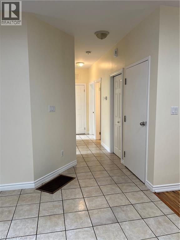 Photo du bâtiment - 151 Walker St